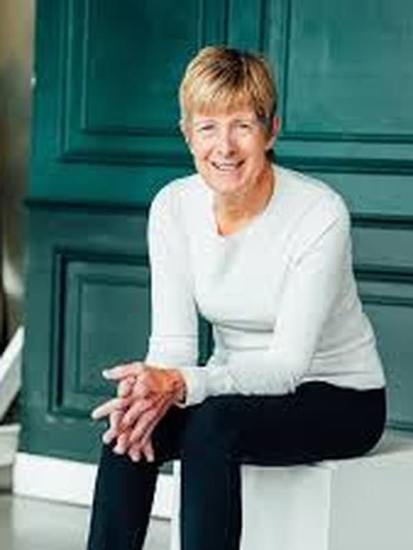 Clare Hamill